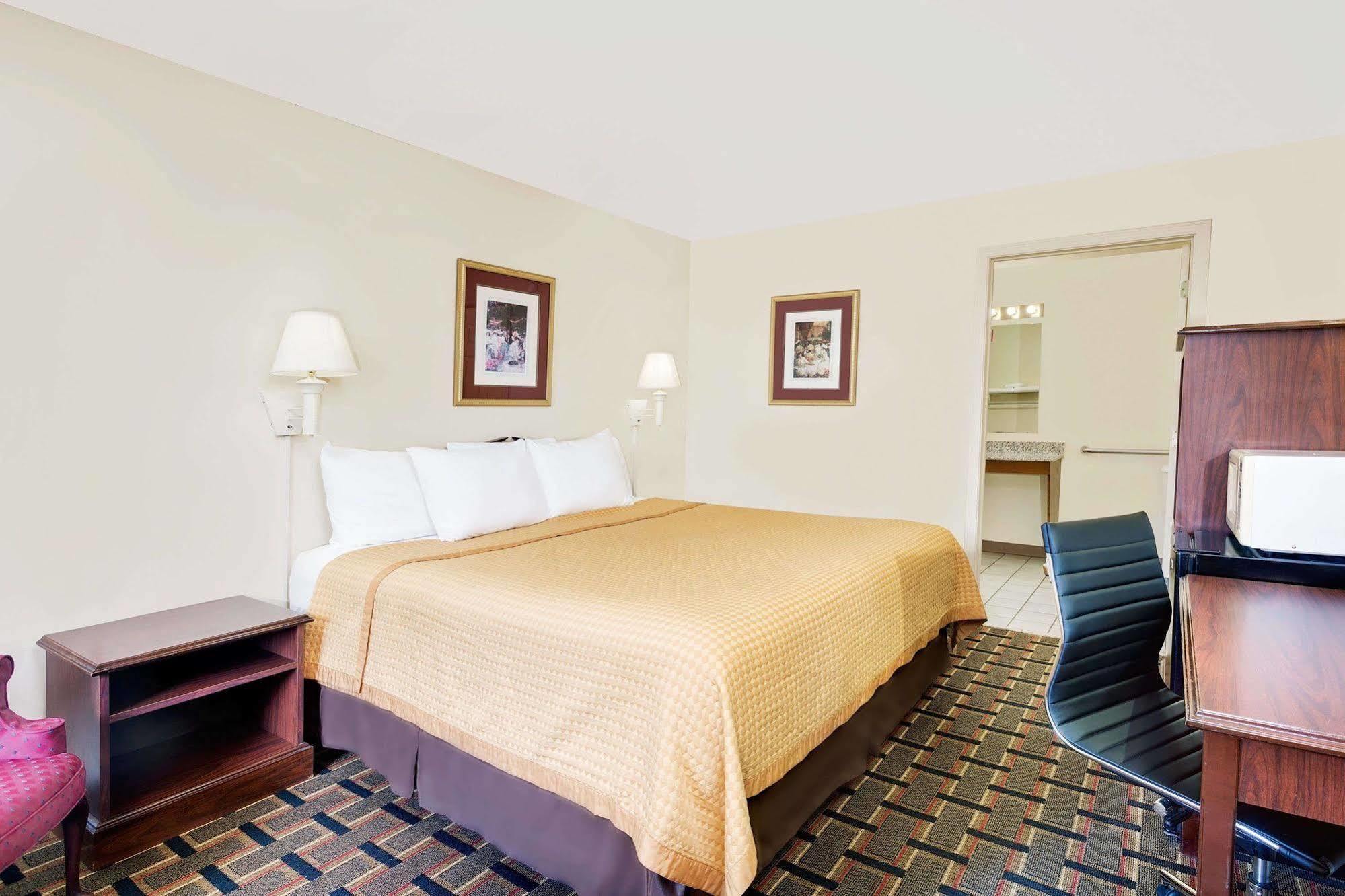 Days Inn By Wyndham Spartanburg Eksteriør bilde